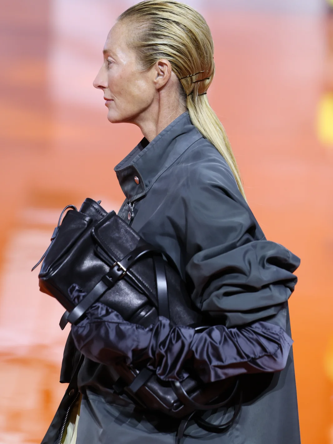 Сумка Prada Route неа показе весна-лето 2026