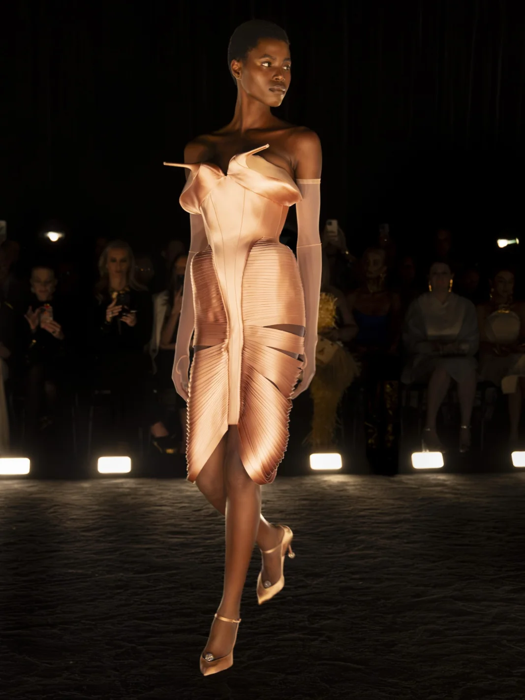Schiaparelli Haute Couture, осень-зима 2024
