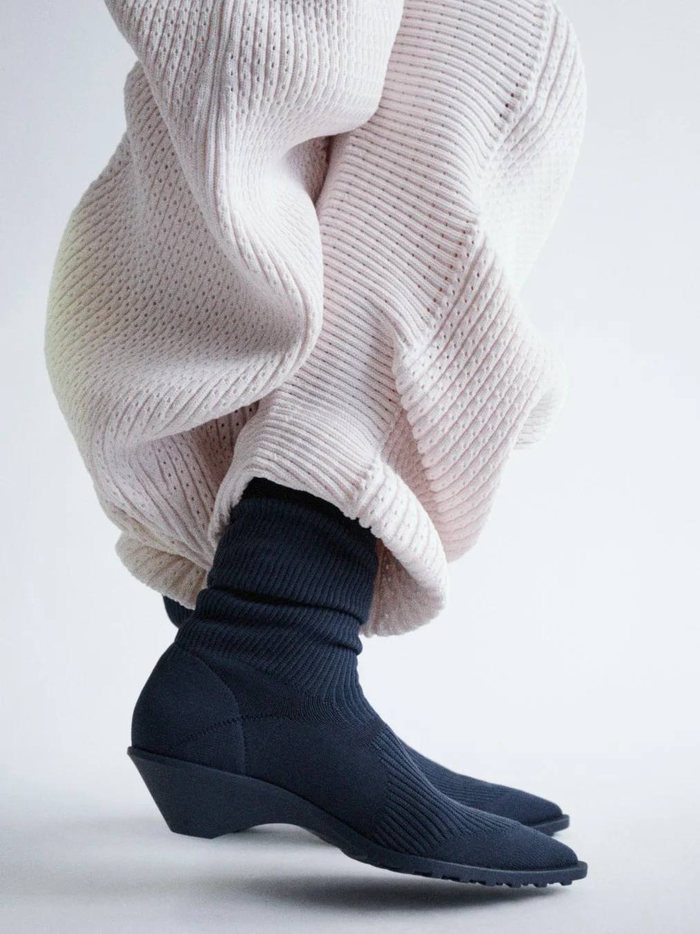 Camper, Issey Miyake, кемпер, Иссей Мияке, Сатоши Кондо, туфли-носки, коллаборация