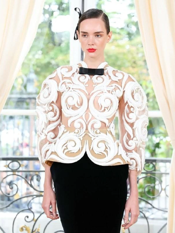 YANINA Couture на Неделе моды в Париже 2025
