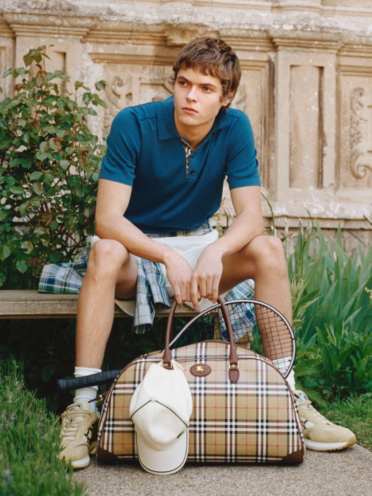 Burberry, барберри, Крис Мартин, Гвинет Пэлтроу, Мозес Мартин, Эди Кэмпбелл, Нора Аттал, Санг Ву Ким
