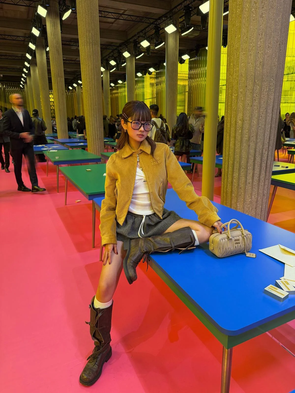 показ Miu Miu