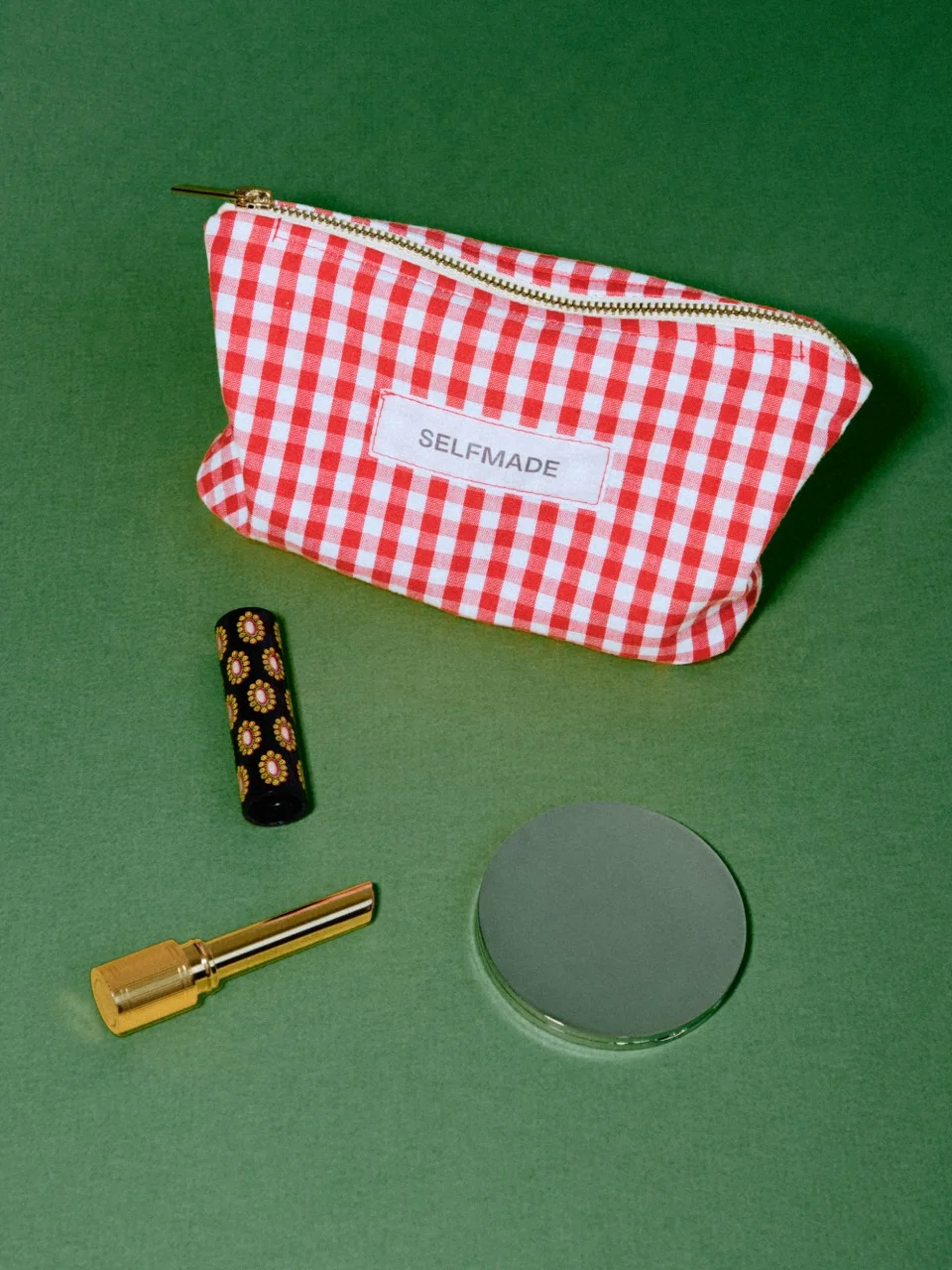 Коллаборация сети студий красоты Ma And Mi и бренда Selfmade