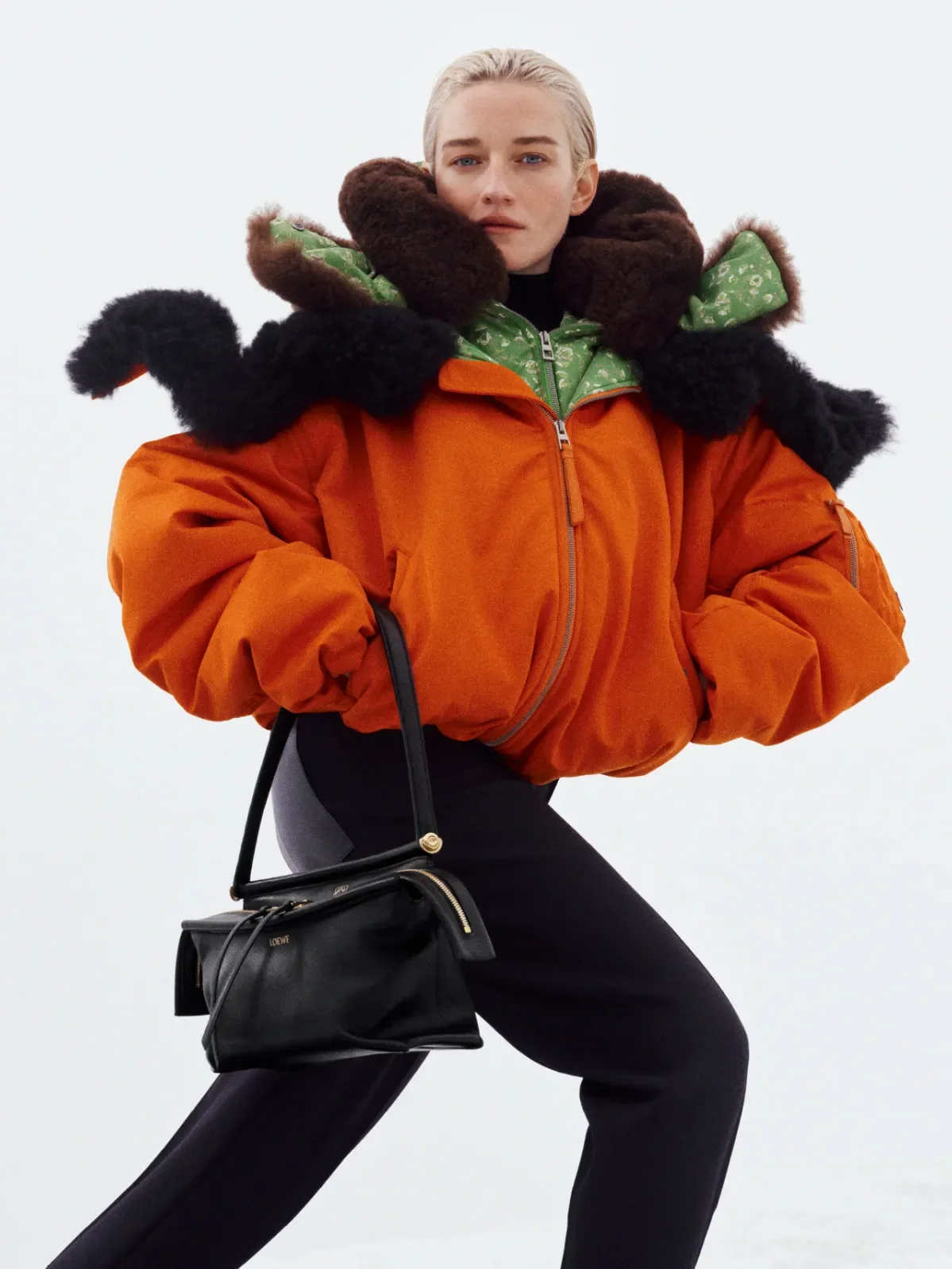loewe кампейн джулия гарнер съемка фотосессия верхняя одежда осень 2026 осенняя коллекция