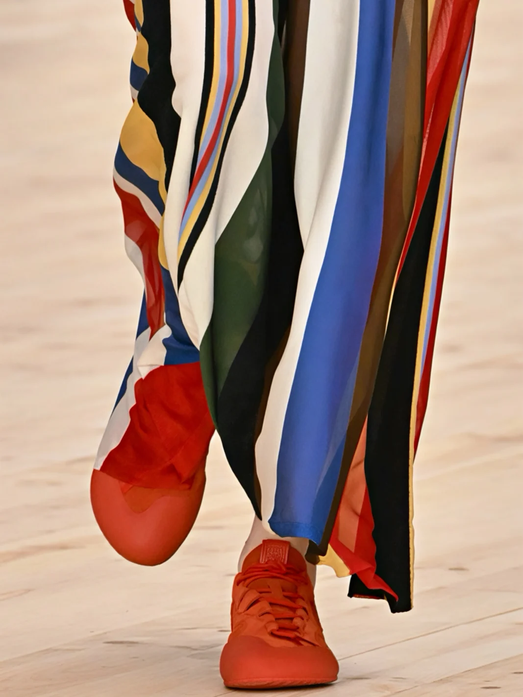 Loewe, весна-лето 2026