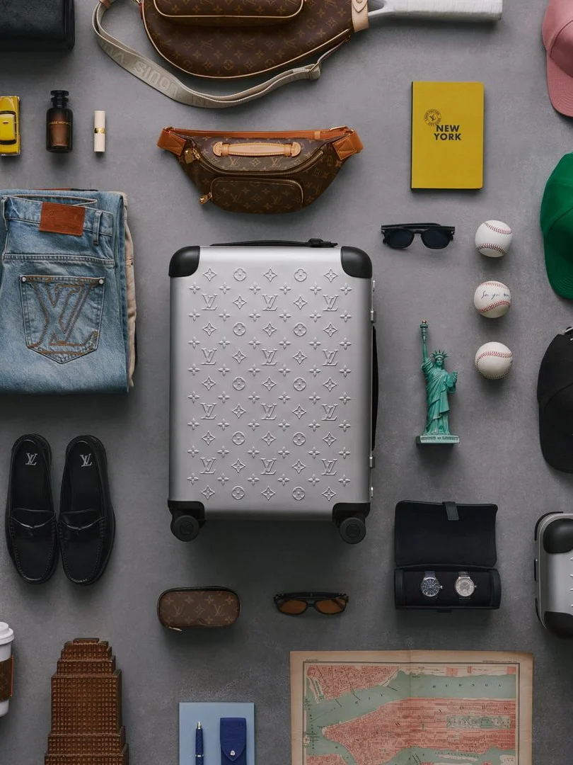 Louis Vuitton, Louis Vuitton чемодан, Louis Vuitton новинки, луи виттон чемодан, Horizon Aluminum, Марк Ньюсон, Apple, Ferrari