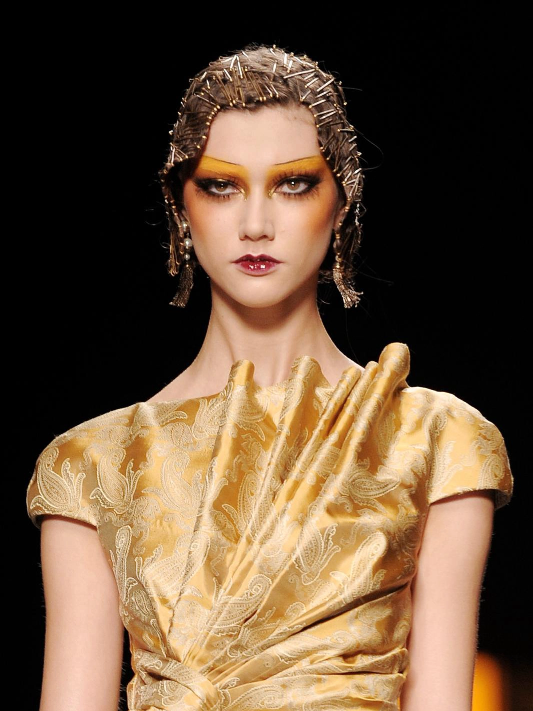 John Galliano for Christian Dior Fall/Winter 2009 Ready-to-Wear