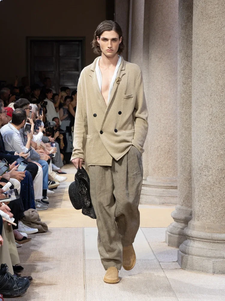 Giorgio Armani, весна-лето 2027