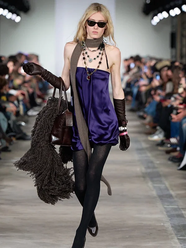 Саммер Диркс на показе 7 For All Mankind, осень-зима 2026