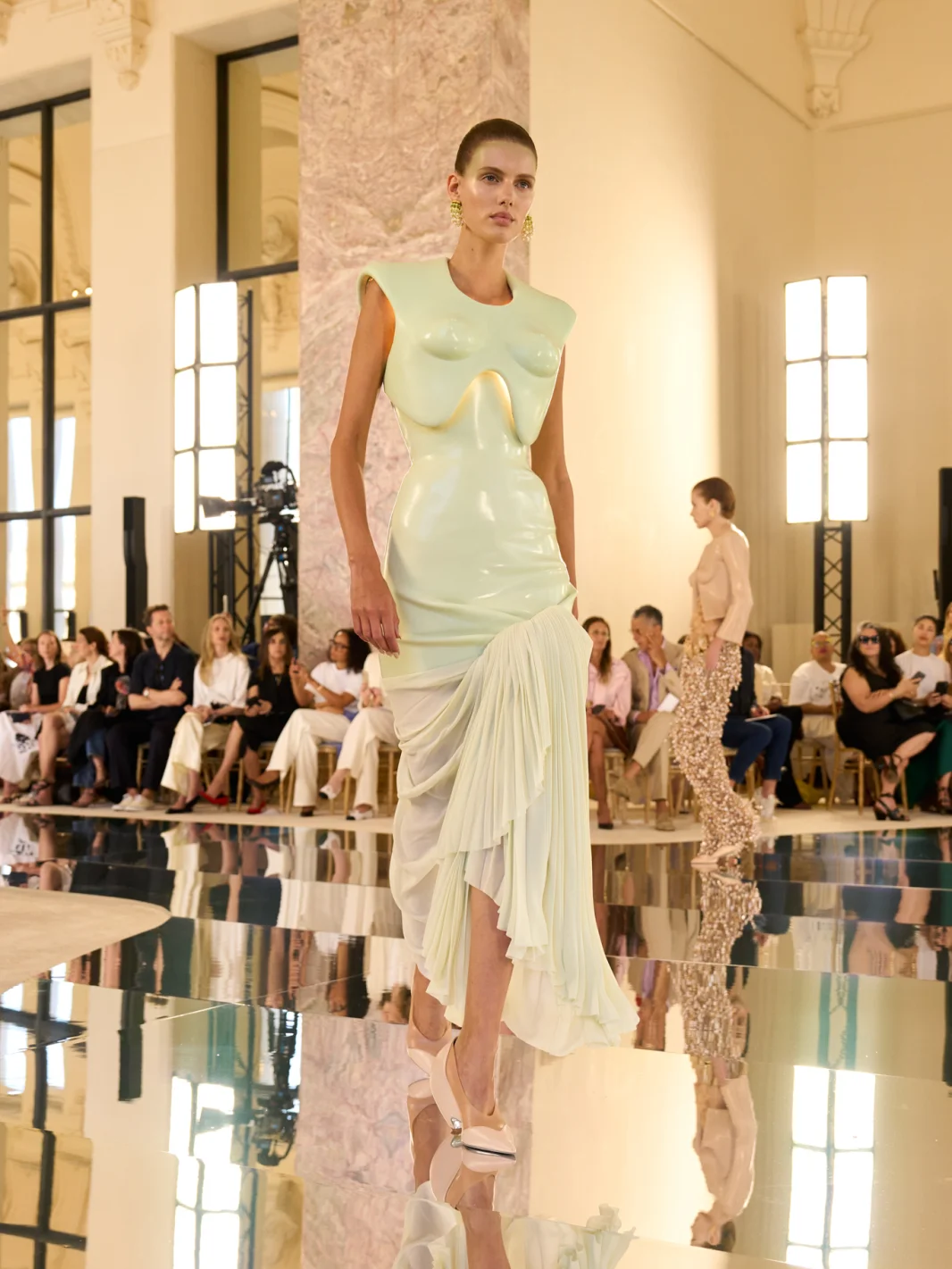 Schiaparelli, Скиапарелли, Schiaparelli показ, Schiaparelli кутюр fw26, Дэниел Роузберри