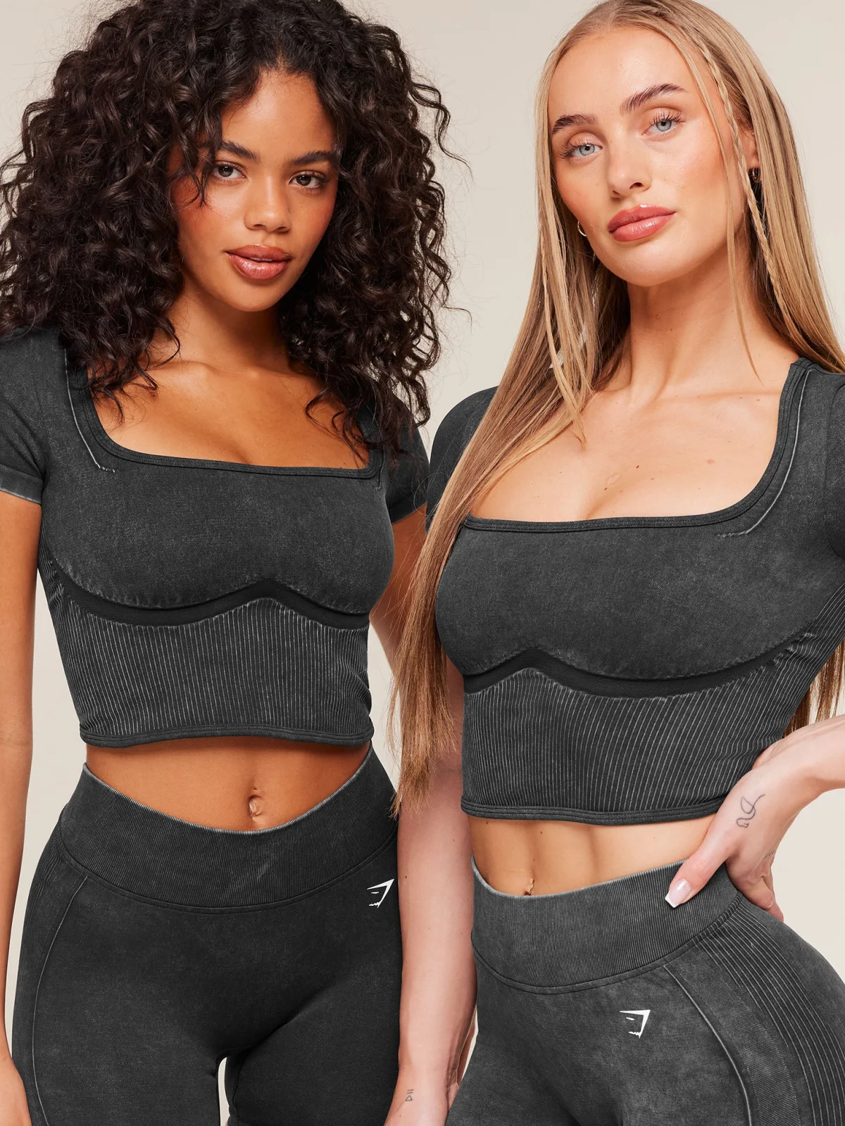 Gymshark х Bratz, куклы братц, спортивная одежда Gymshark, одежда для тренировок