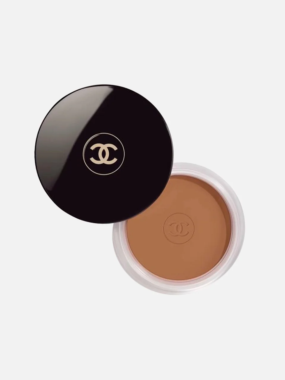 Кремовый бронзер Les Beiges Healthy Glow Bronzing Cream Soleil Tan Bronze, Chanel; Румяна-бальзам Essential Lipcheek Tap 02 Bunny Blush, Clio