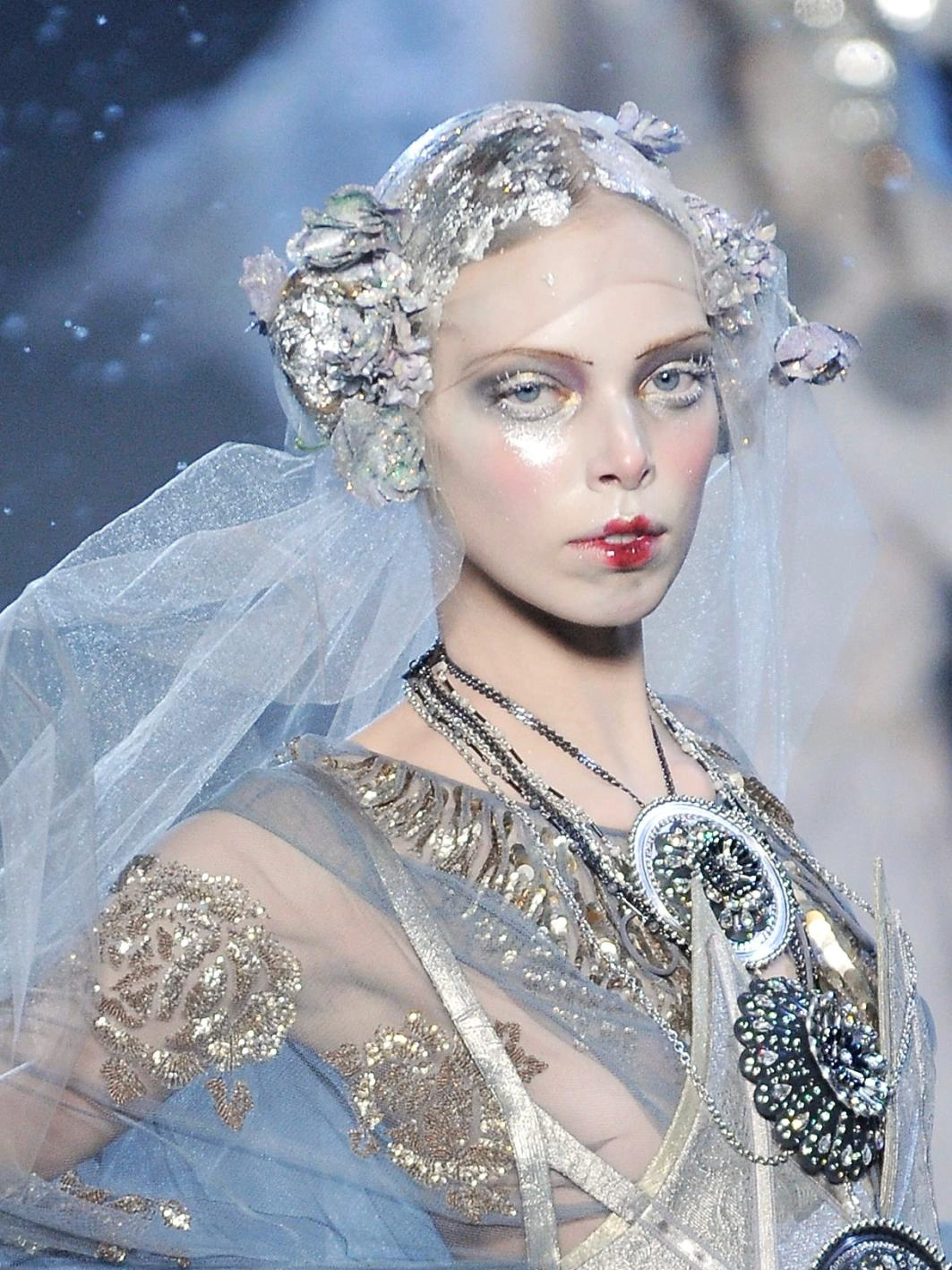 John Galliano for Christian Dior Fall Winter 2009 Ready-to-Wear