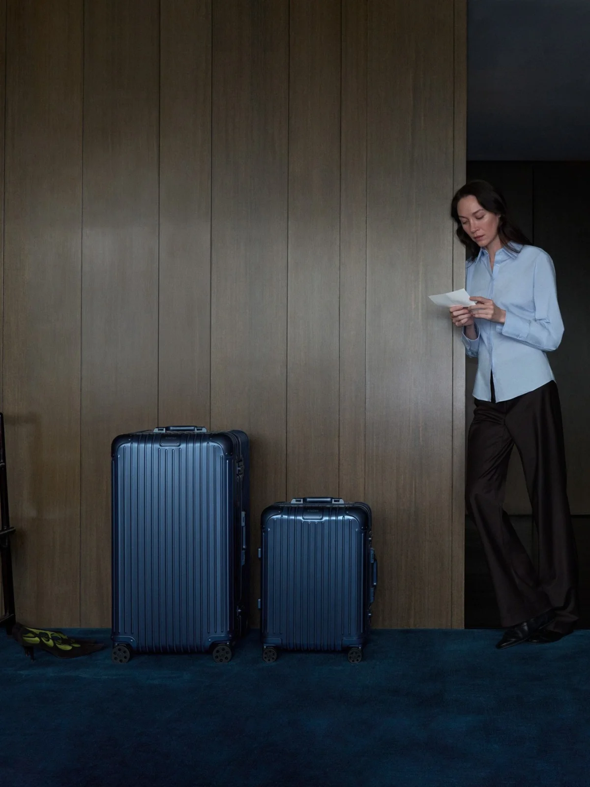 RIMOWA, римова чемоданы, чемоданы купить, Ink Blue, темно-синий чемодан, Сидни Леммон