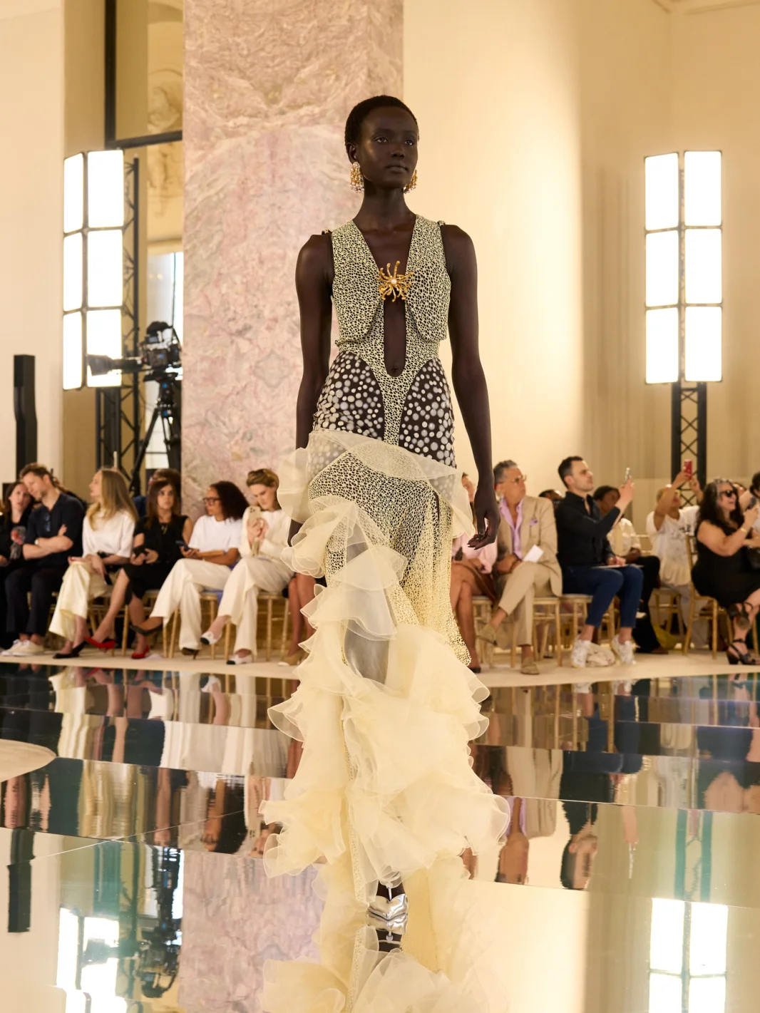 Schiaparelli, Скиапарелли, Schiaparelli показ, Schiaparelli кутюр fw26, Дэниел Роузберри