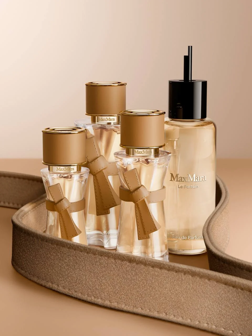 Флоренс пью, Max Mara, Shiseido, макс мара, шисейдо, парфюм, духи, пальто 101801