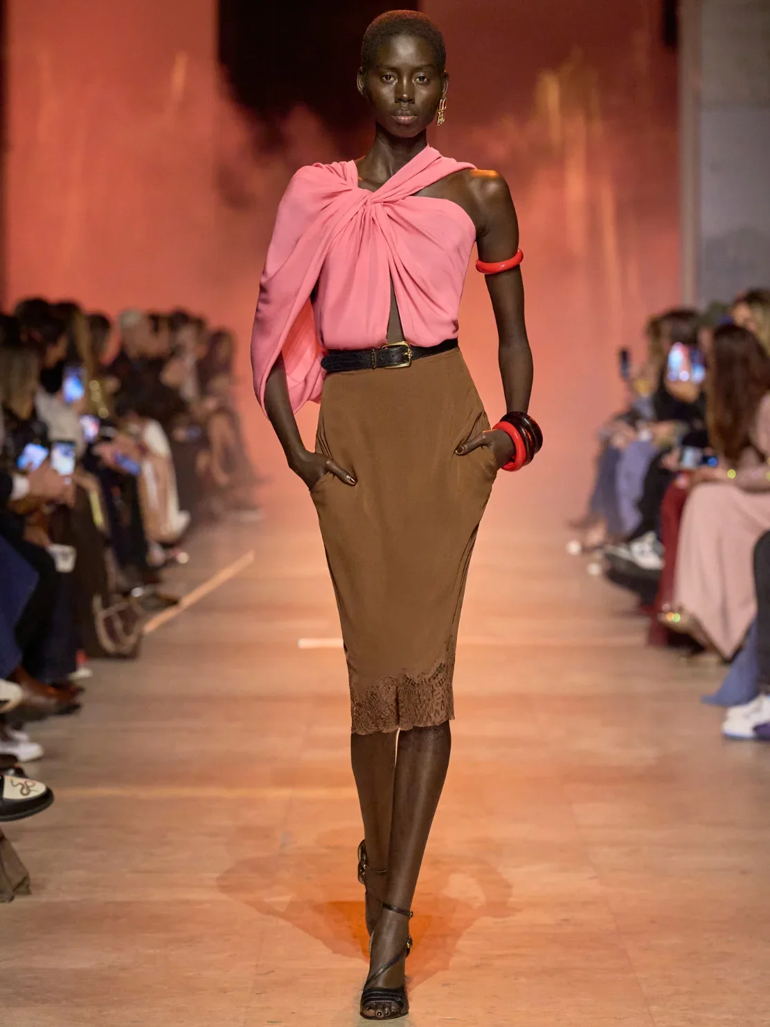 Elie Saab, весна-лето 2026