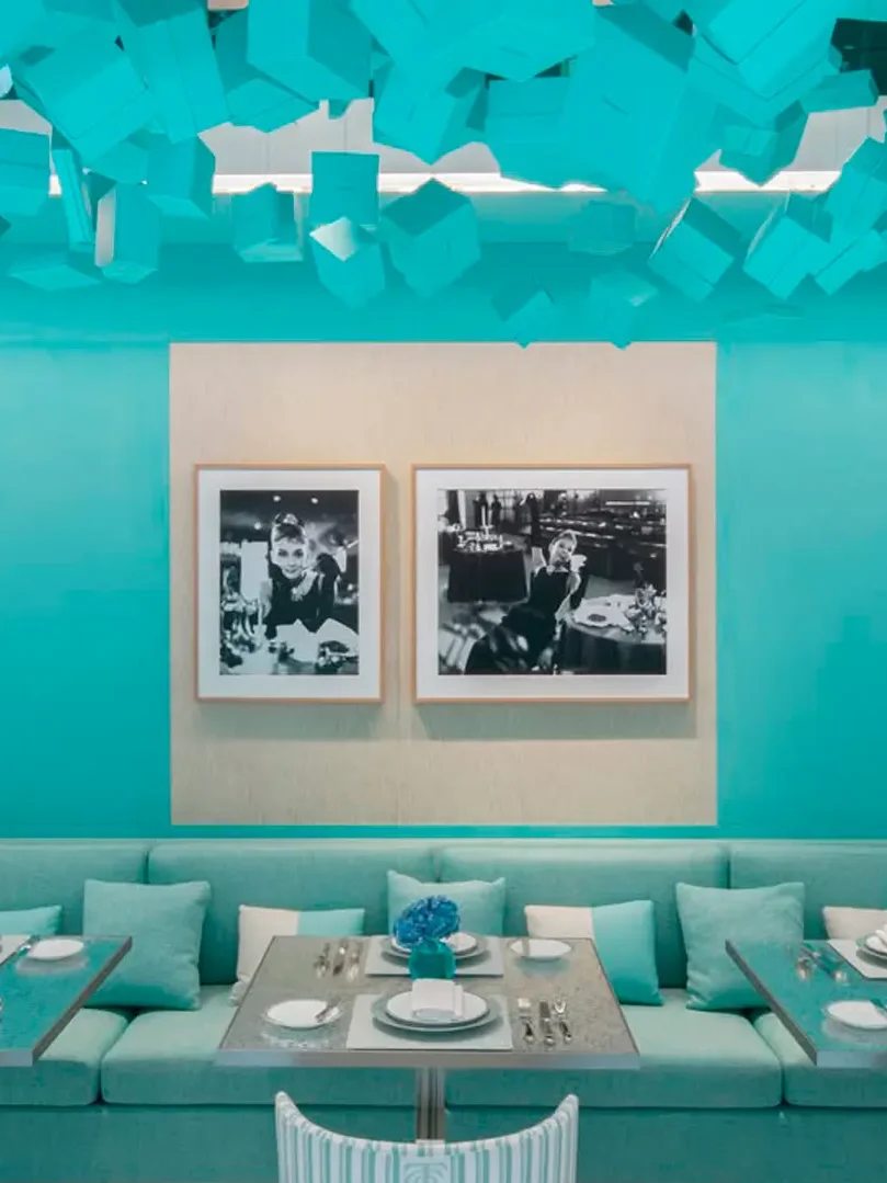 Tiffany & Co, тиффани кафе, тиффани Гонконг, Blue Box, Агустин Бальби, Молли Хэтч