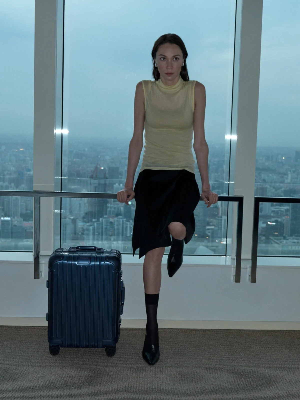 RIMOWA, римова чемоданы, чемоданы купить, Ink Blue, темно-синий чемодан, Сидни Леммон