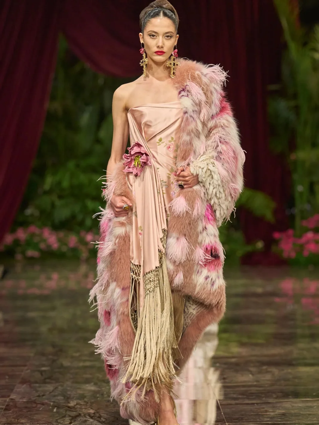 Dolce & Gabbana Alta Moda 2026, дольче габбана альта мода, кутюр дольче Габбана, Сицилия, Леони Кассель