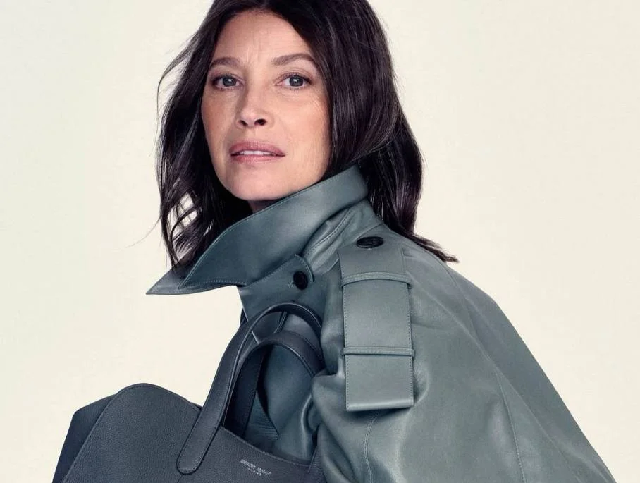 Звезда 90-х Кристи Тарлингтон стала героиней осеннего кампейна Giorgio Armani
