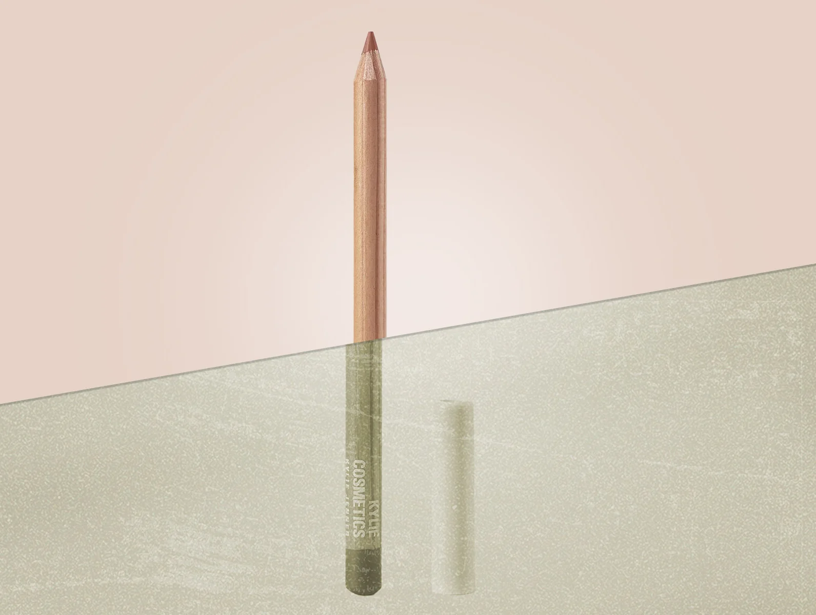 Повтори, но не точь-в-точь: идеальный аналог карандаша для губ Kylie Cosmetics