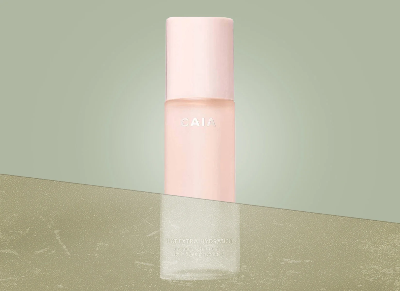 Повтори, но не точь-в-точь: идеальный аналог фиксирующего спрея Caia Cosmetics